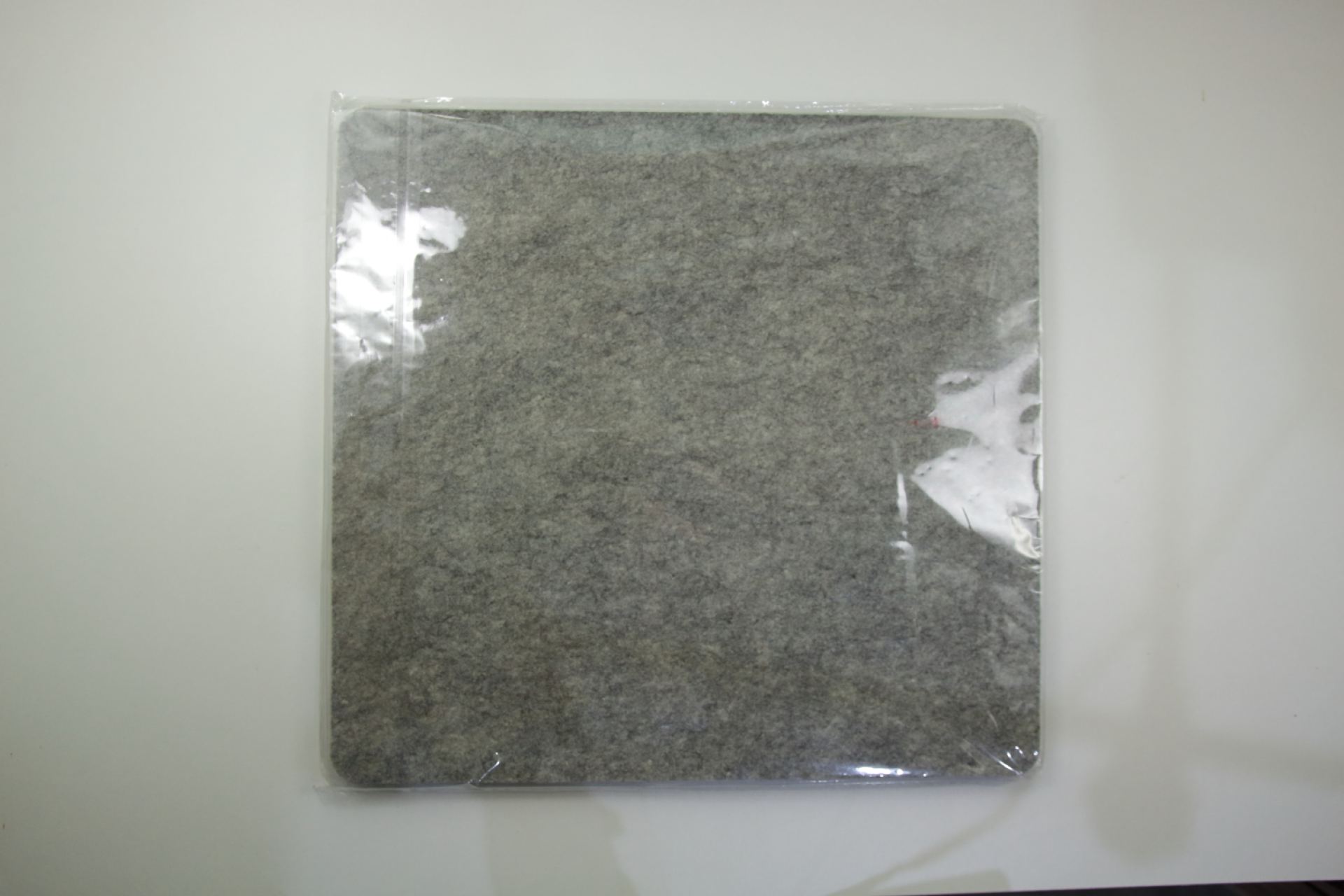 Strijkmat van 33x35 cm- 100% nieuw zeela