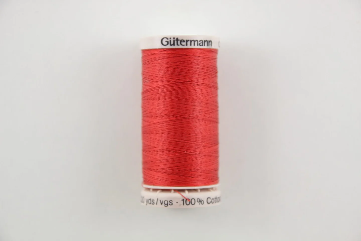 quiltgaren gutermann-rood-2074.