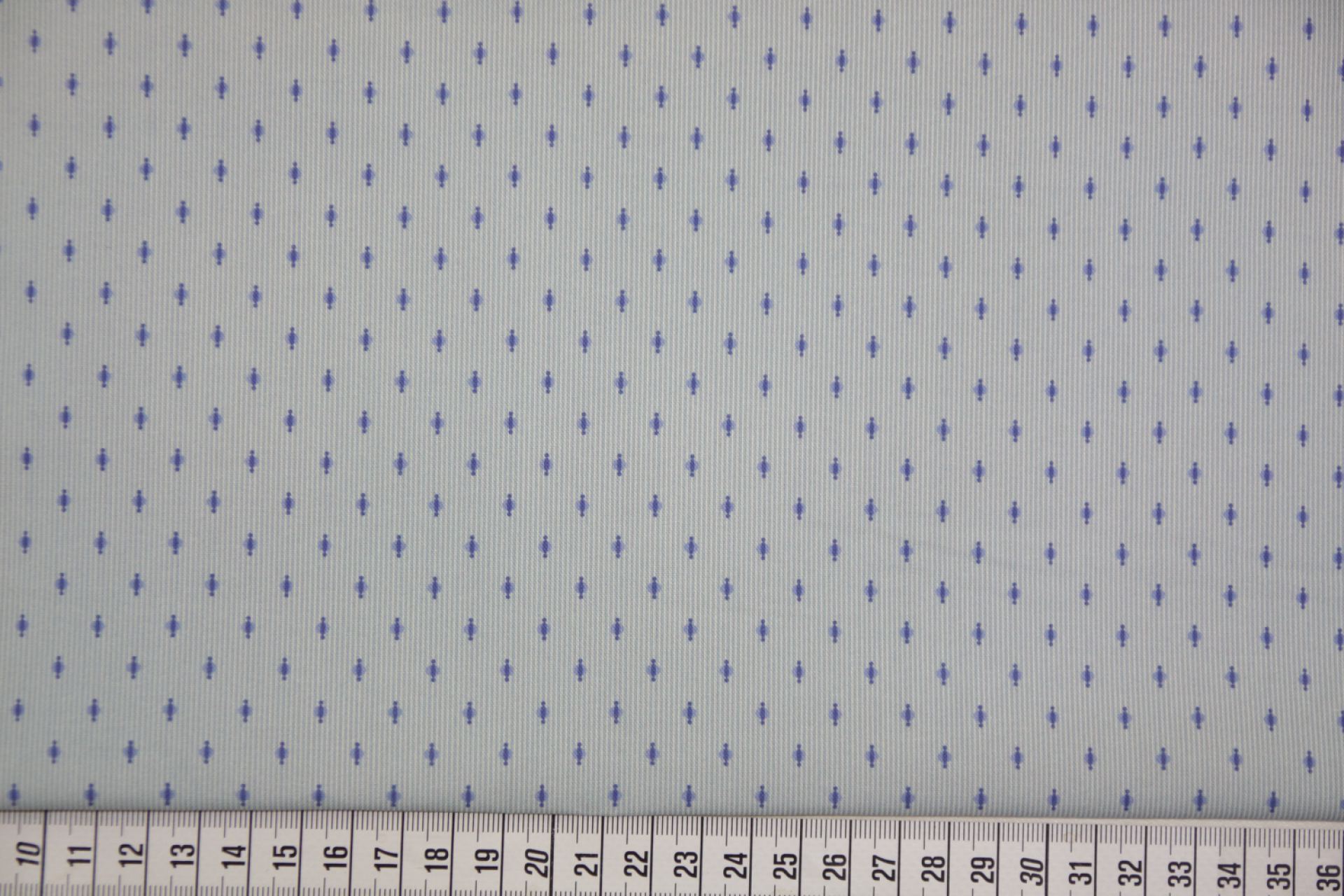 quiltstof-Lichtblauw gestreept-motiefje-