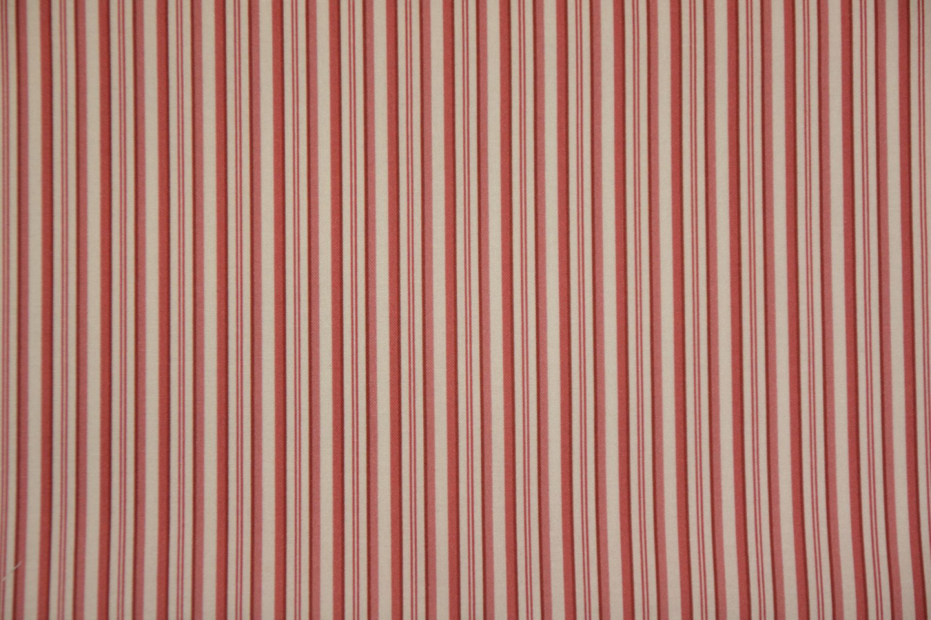 quiltstof-Ivoor, roze streepjes-Devonsto
