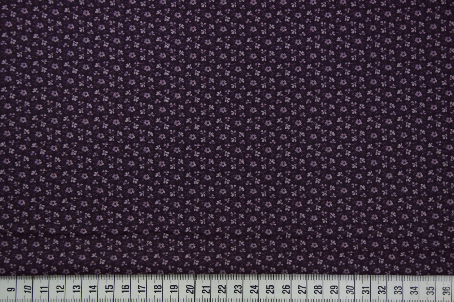 quiltstof-Paars met lila bloemetjes-Marc