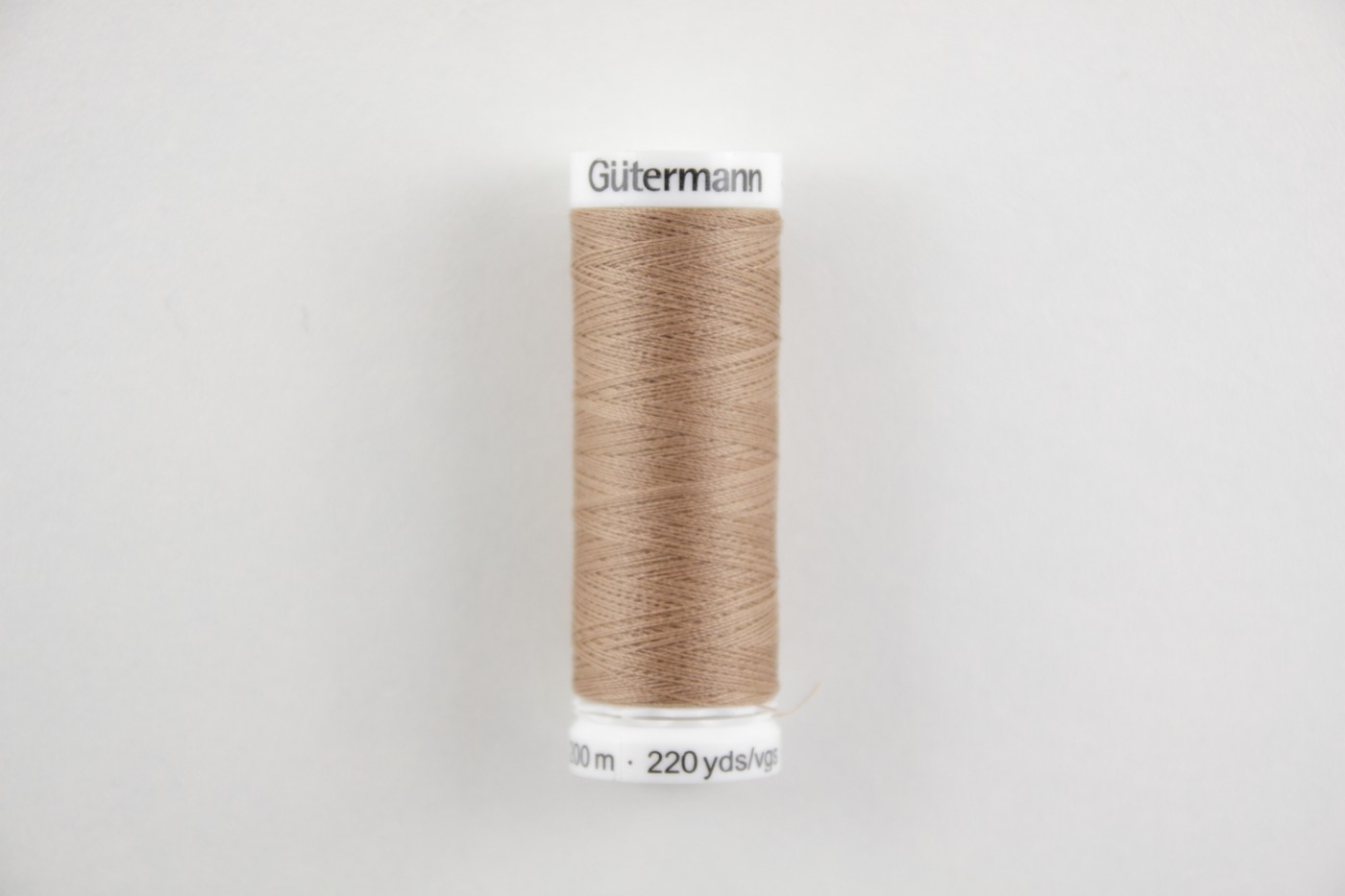 naaigaren gutermann-lichtbruin-139