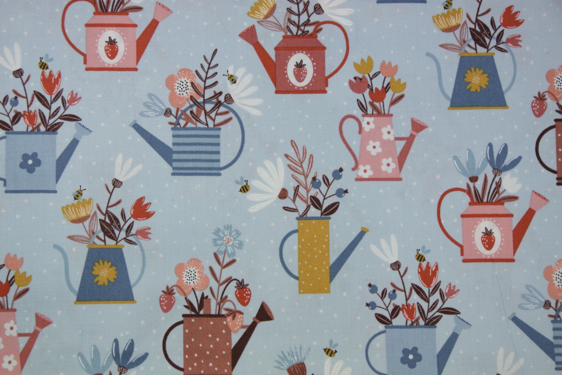 quiltstof-Lichtblauw, gieters met bloeme