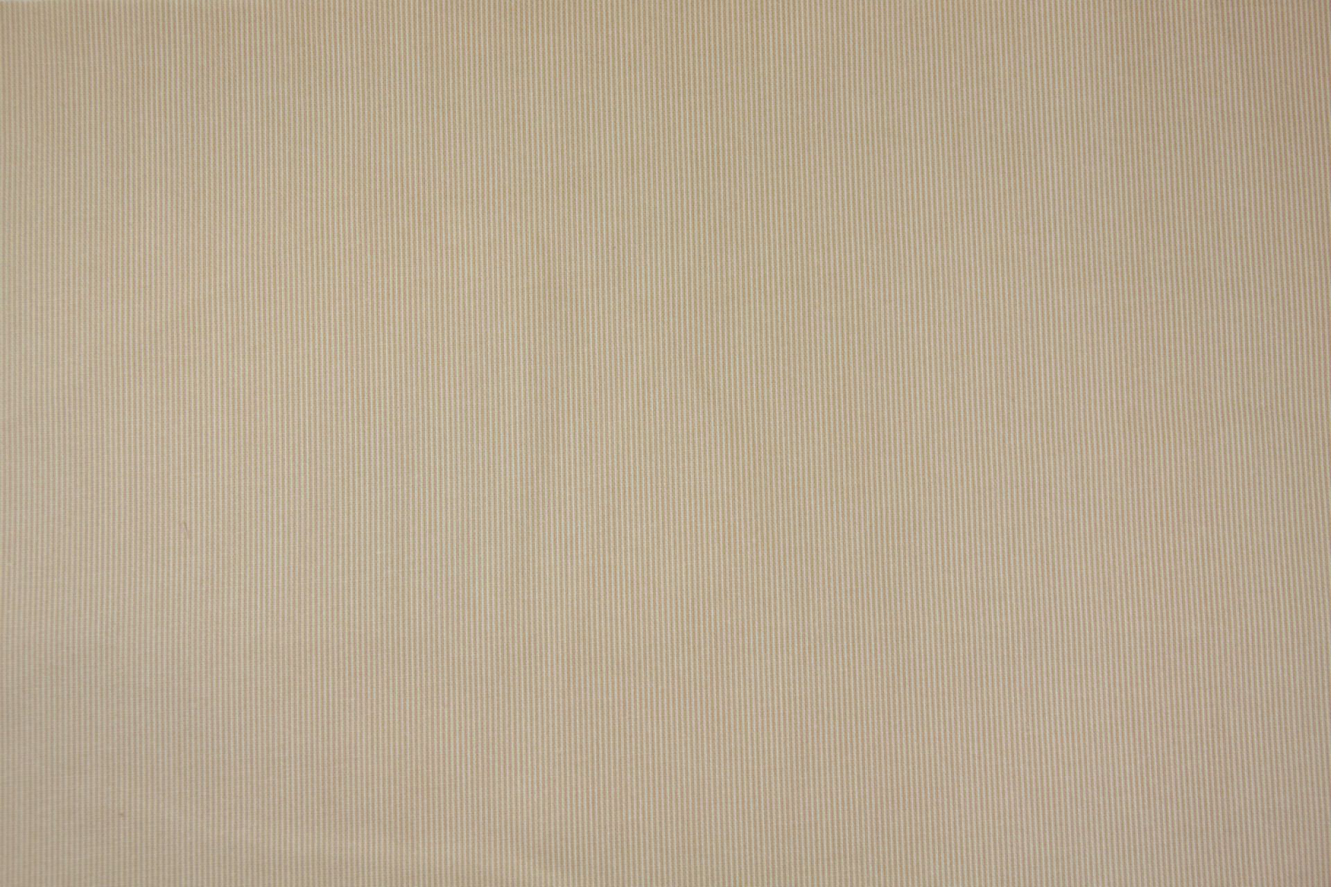 quiltstof-Ivoor met okerbruin streepje-M