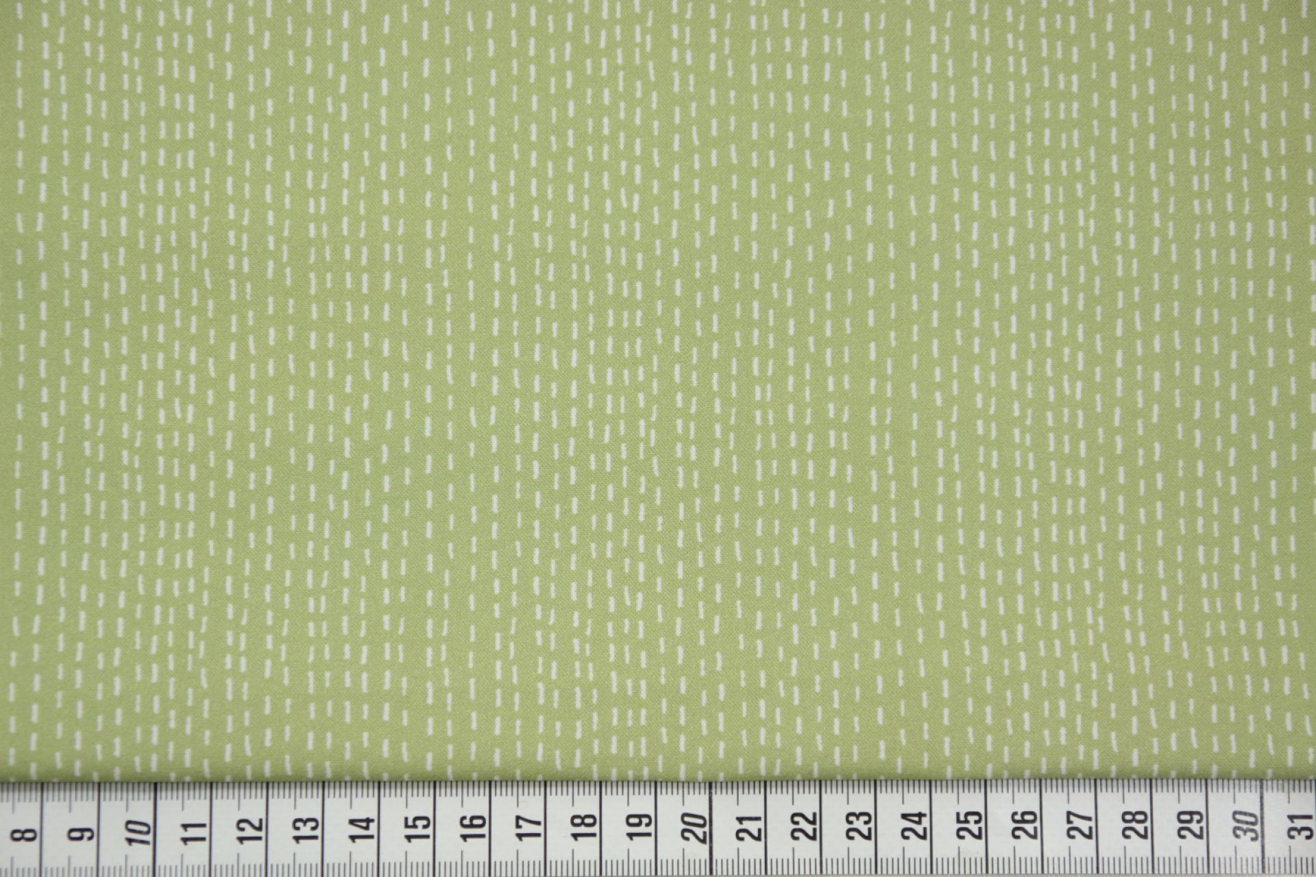 quiltstof-Licht groen met ivoor streepje