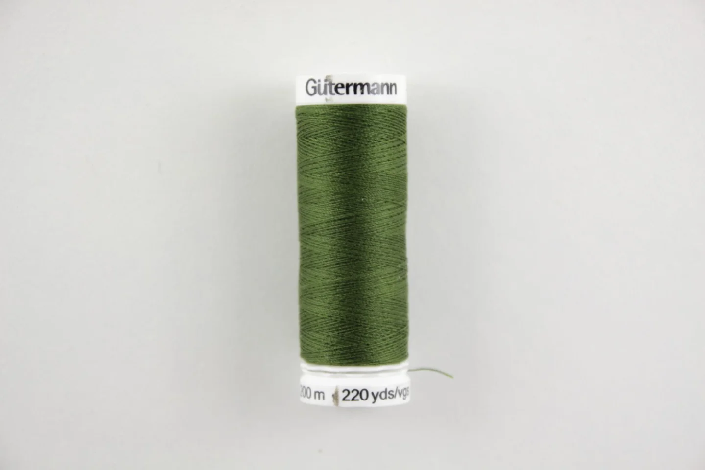 naaigaren gutermann-donker mosgroen-585.