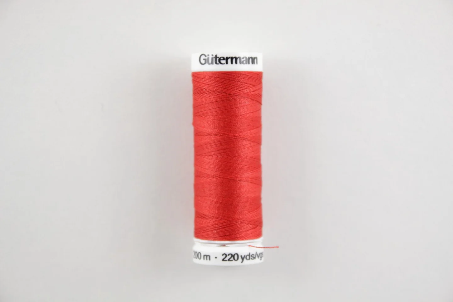 naaigaren gutermann-rood-365.