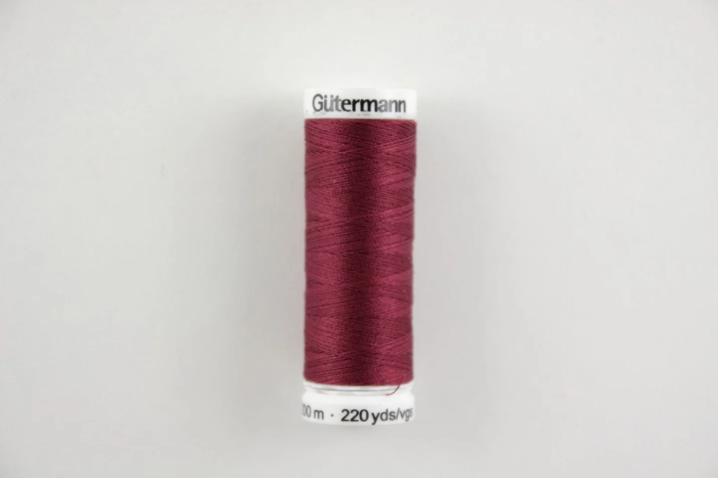 naaigaren gutermann-ceriserood-375.