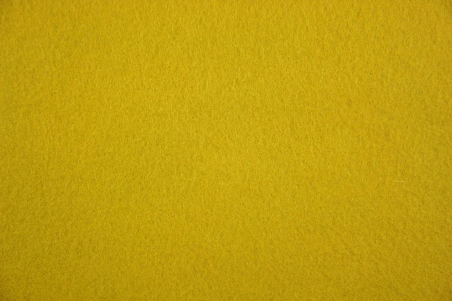 wolvilt Goudgeel- Jaune D'or-005.