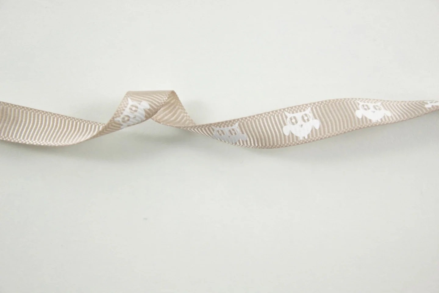 Lint-taupe-wit uiltje-2.