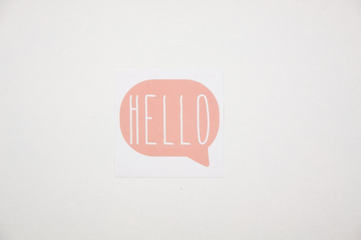 Sluitsticker-tekstballon hello-zalmroze