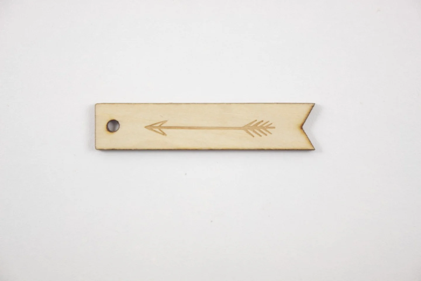 Houten label-arrow pijl-70x15 mm.