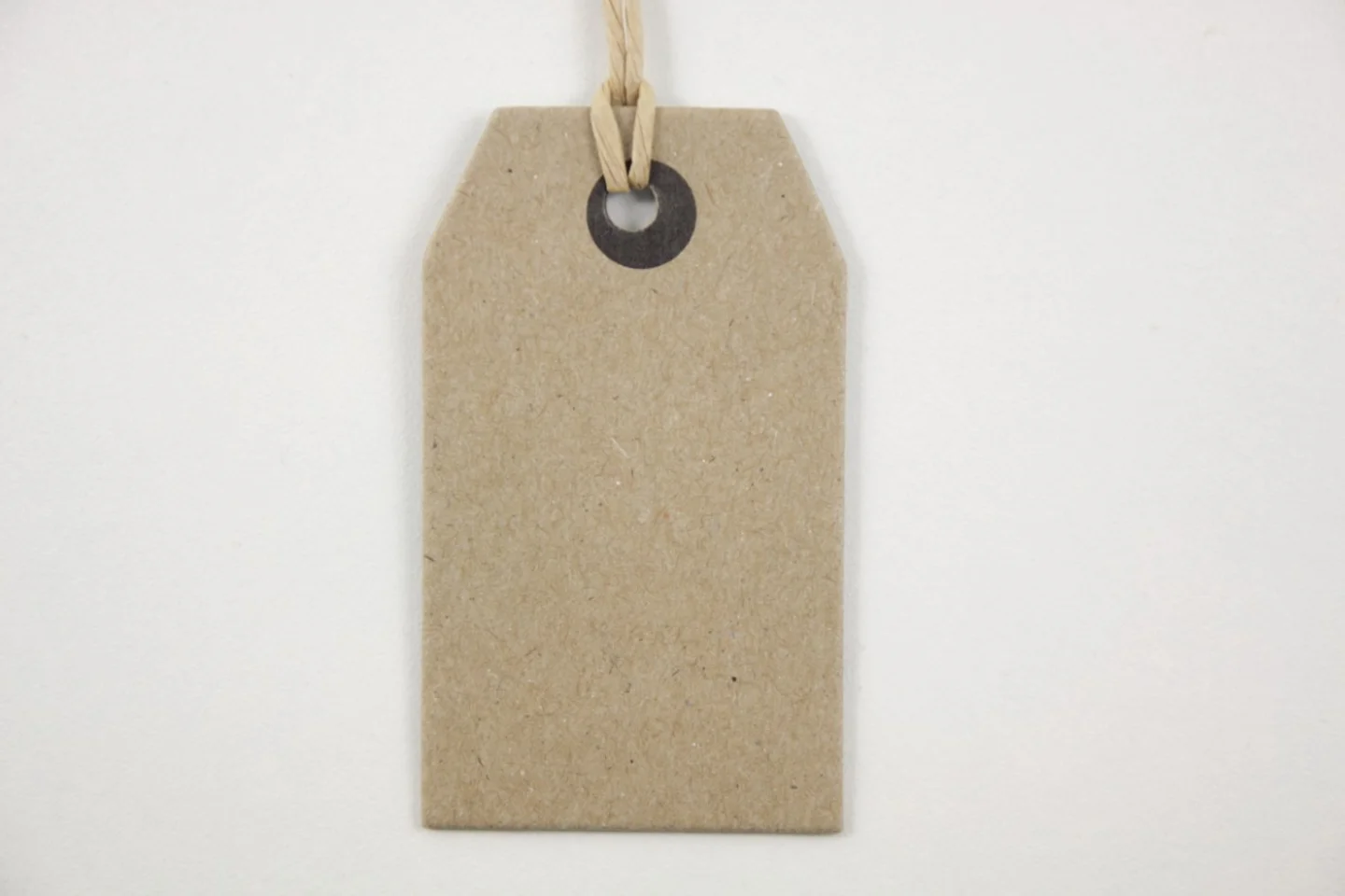 Label-kraft bruin-middel-42x72 mm.